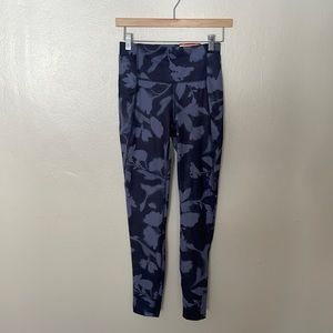 NWT All In Motion High Rise Legging. XS
